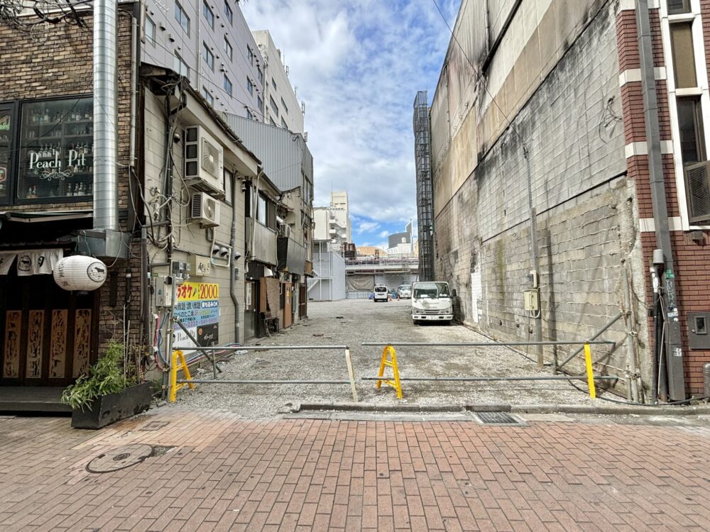 更地になった焼け跡